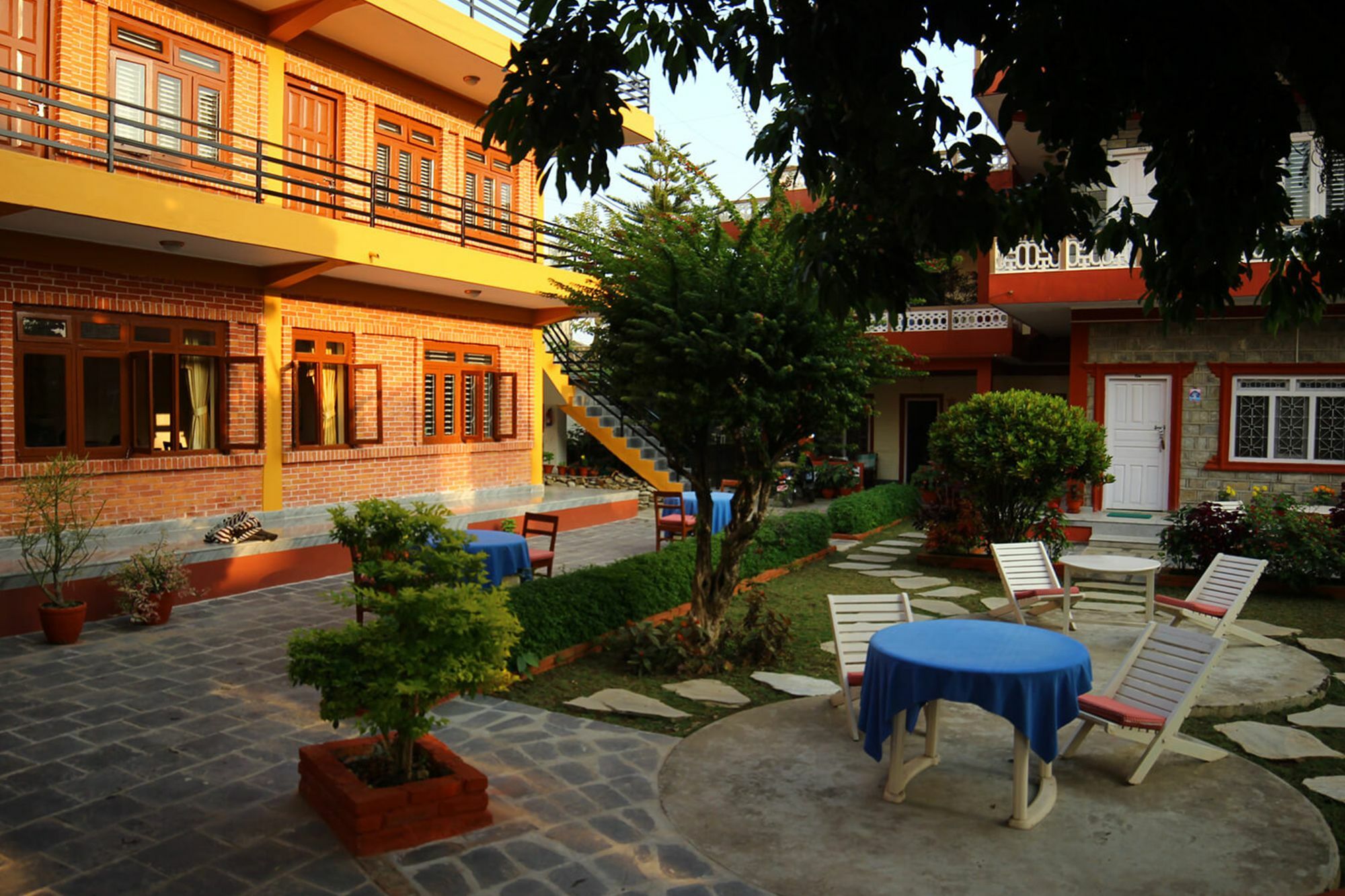 New Tourist Guest House Pokhara Kültér fotó