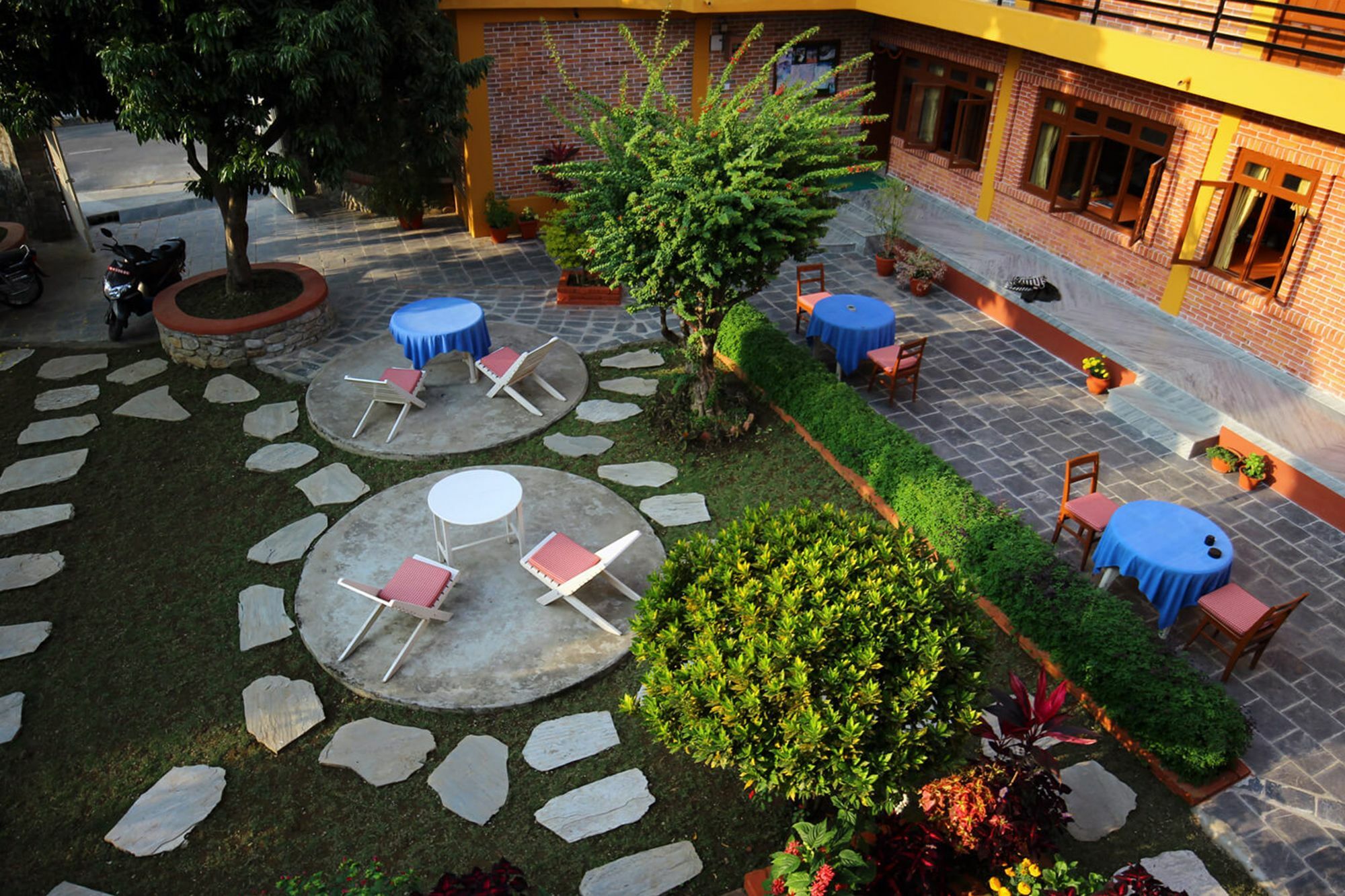 New Tourist Guest House Pokhara Kültér fotó