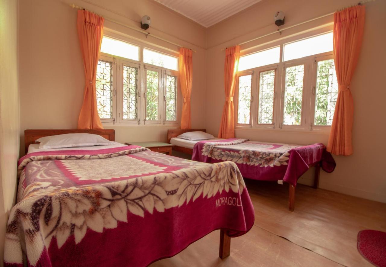New Tourist Guest House Pokhara Kültér fotó