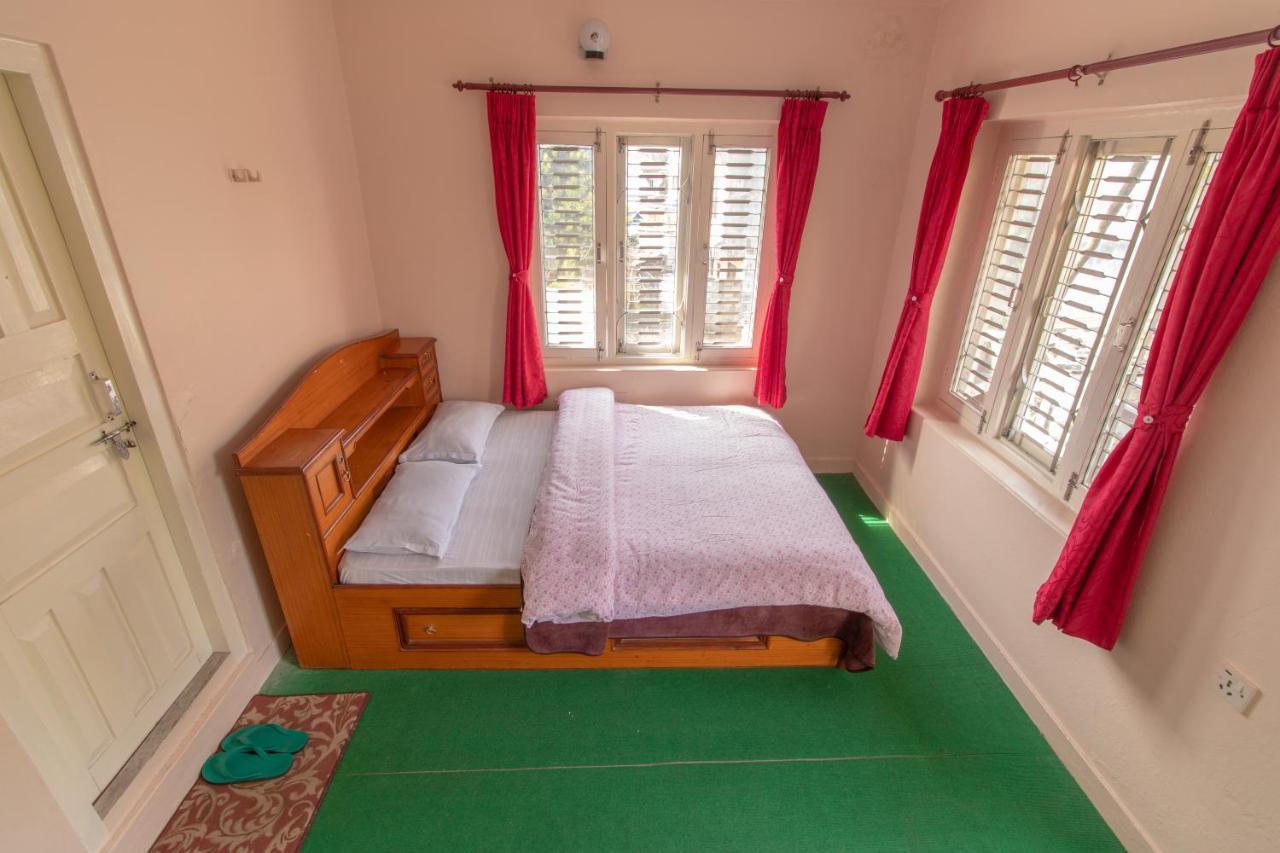 New Tourist Guest House Pokhara Kültér fotó